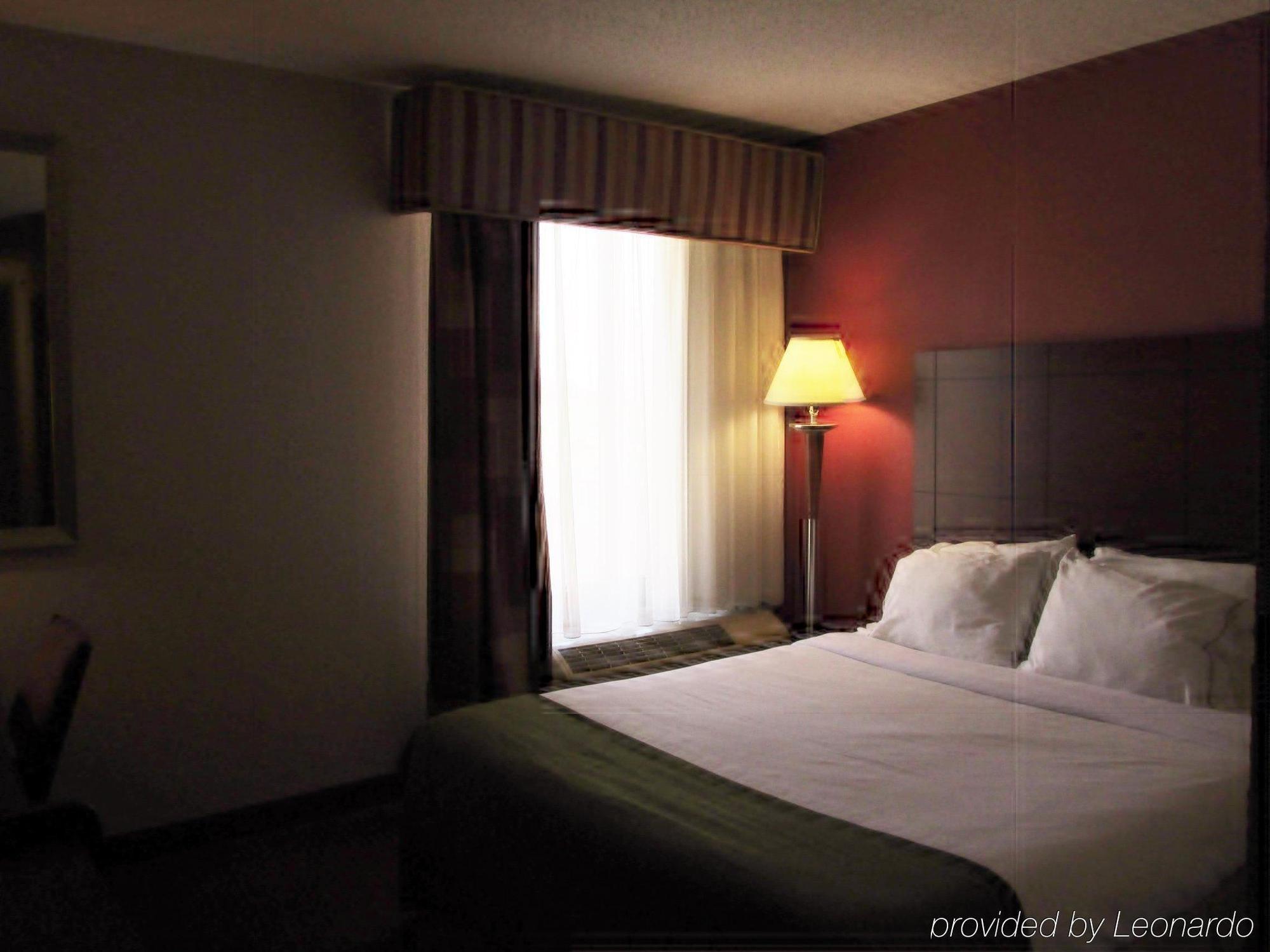 Quality Inn & Suites Lawrenceburg Dış mekan fotoğraf