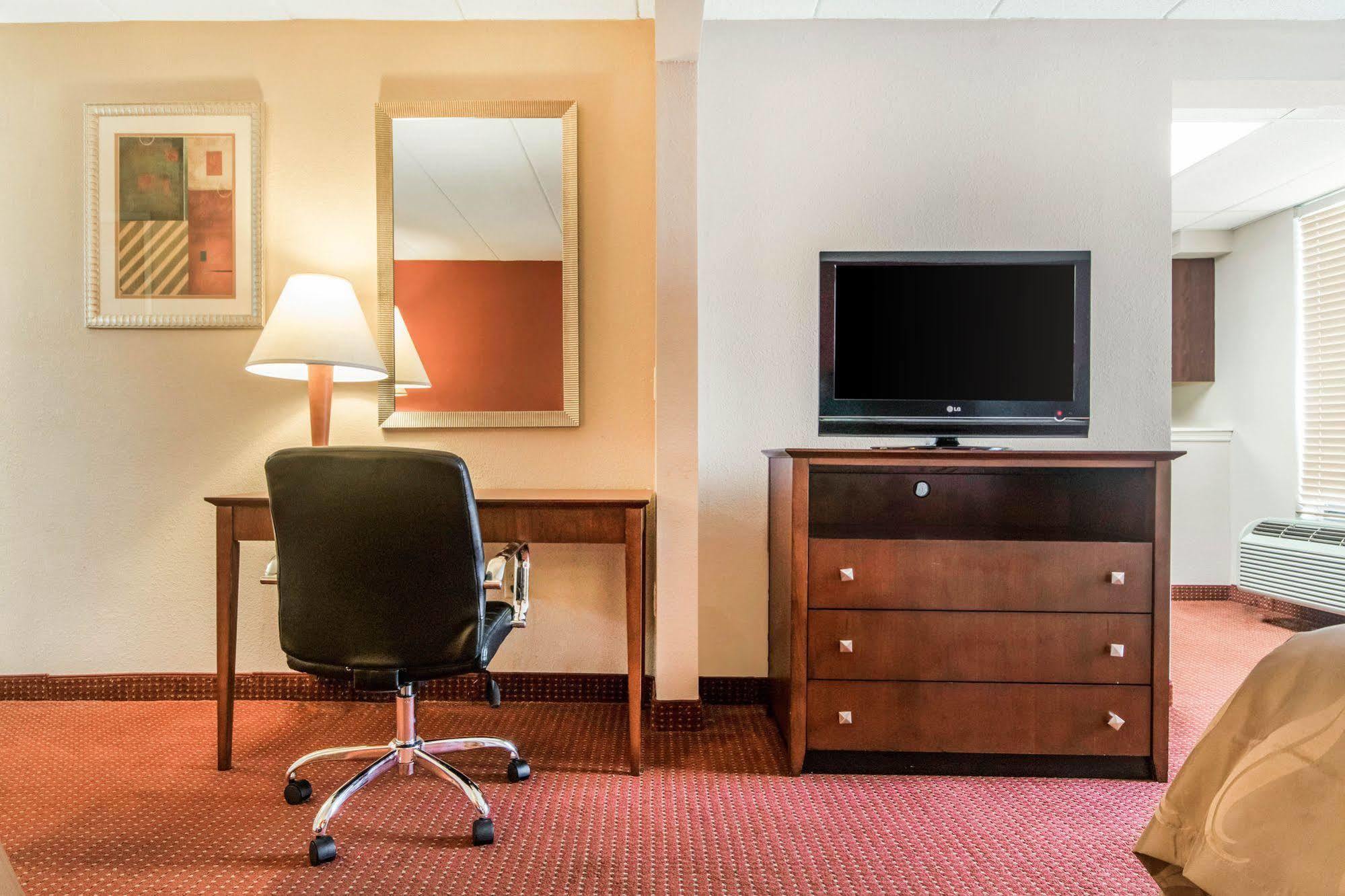 Quality Inn & Suites Lawrenceburg Dış mekan fotoğraf